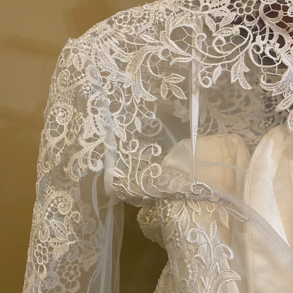 Allure Romance Wedding White Lace Dress - Picture 12 of 16